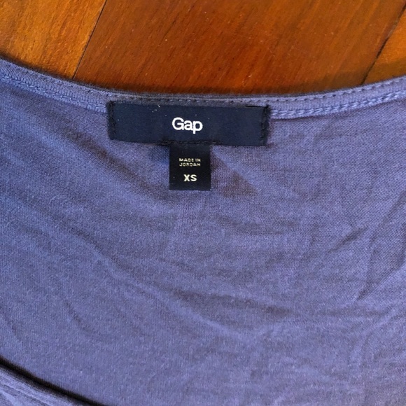 GAP XS jersey knit shirt - Picture 3 of 4